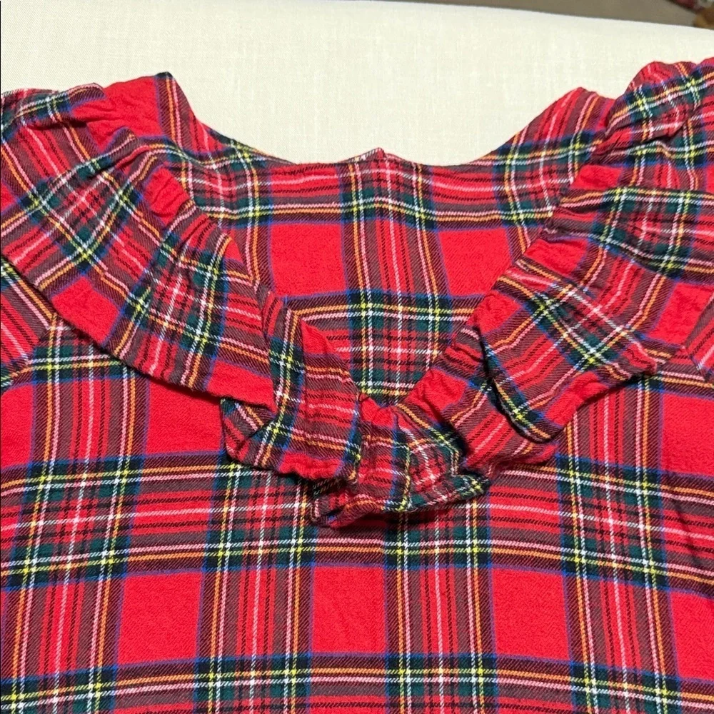 H&M Red Plaid Flannel Girls Dress with Ruffle Collar.  Size 9/10.